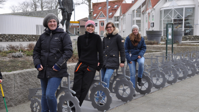 Anniken Sørensen (t.v), Tone Ravnås, Trine Sande og Marianne Goa er fire av medlemmene i styret i Randaberg Bygdekvinnelag. Foto: Jane Brit Sande/Bondevennen