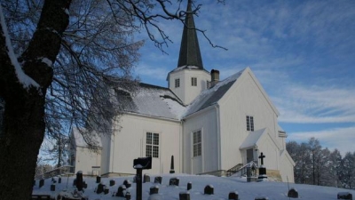 Vinter ved Vardal kirke