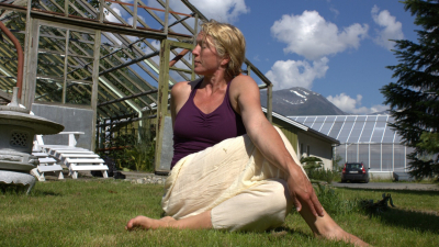 Merete Myklebust frå Norddal satsar på glamorøs camping og yoga. Foto: Privat.