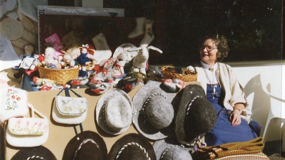 Målfrid med tovede og strikkede skatter Målfrid med tovede og strikkede skatter