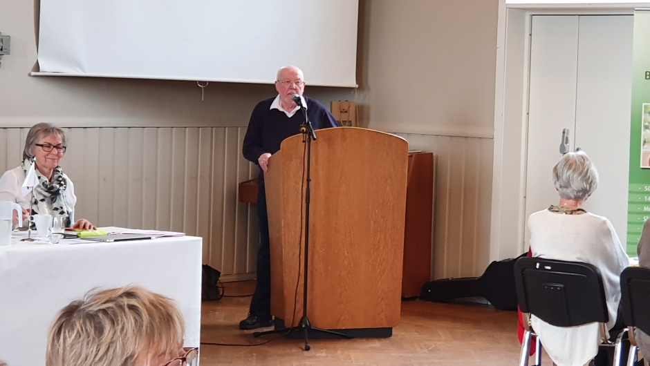 Spennende og festlige historier om nærmiljøet Slagen var andre del av underholdningen