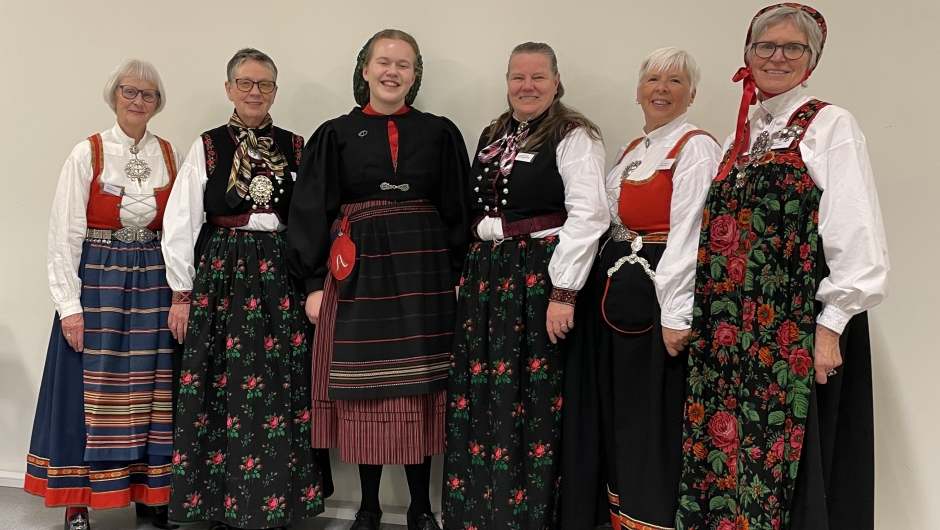 En fin buket bunadkledde En fin buket bunadkledde