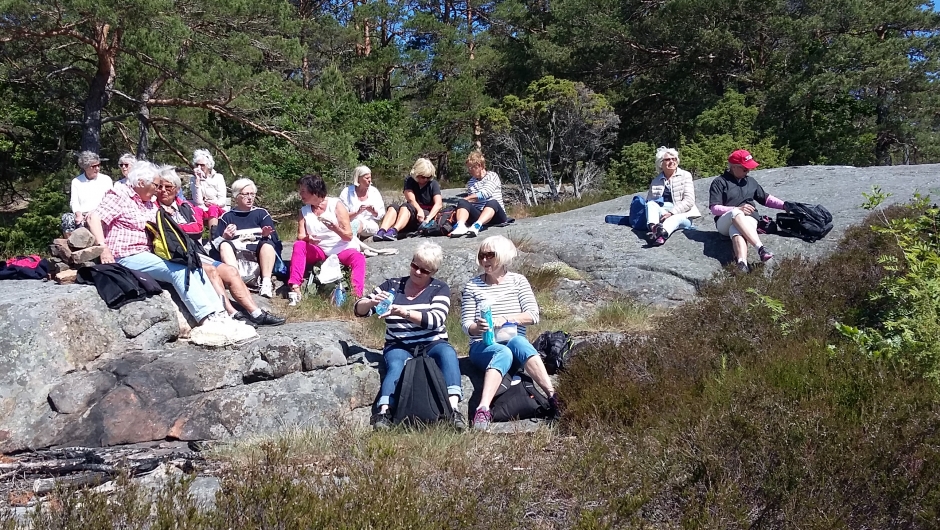Matpause på øyas høyeste punkt Askerøya