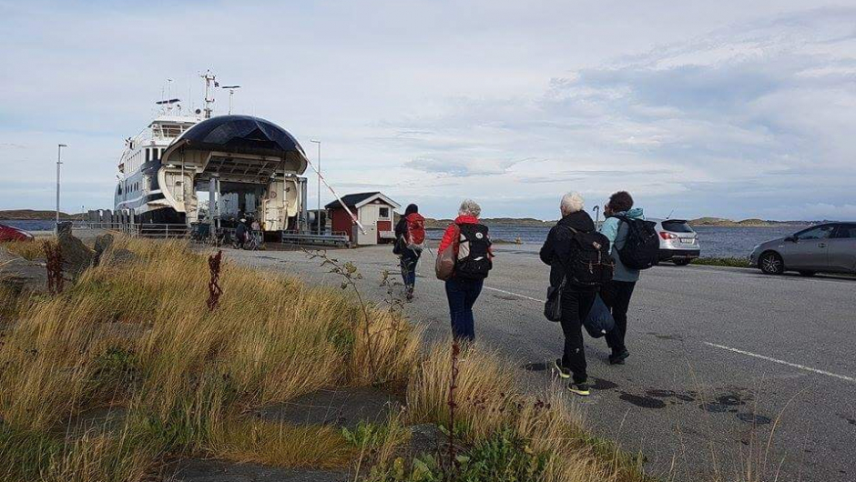 Ferja til Brattvåg Ferja til Brattvåg