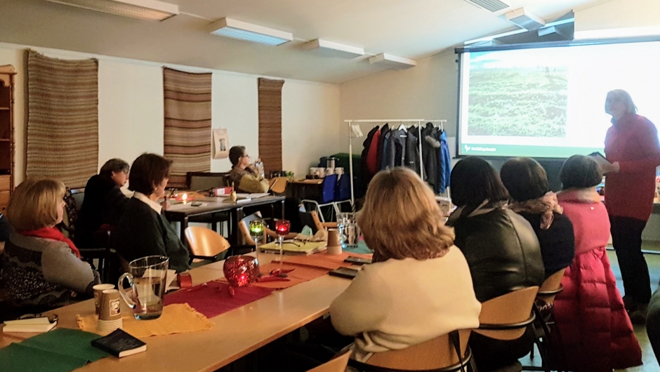 Liten, men lydhør forsamling Liten, men lydhør forsamling