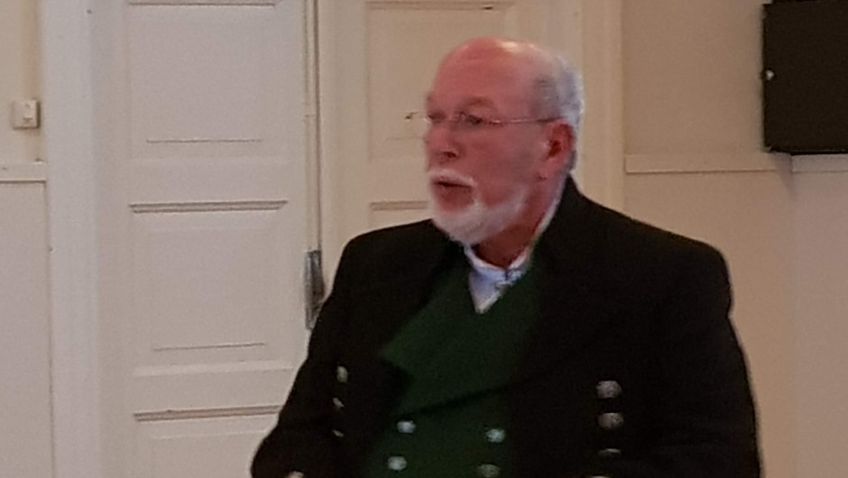 Sogneprest Nils Magnus Hovland takket for maten