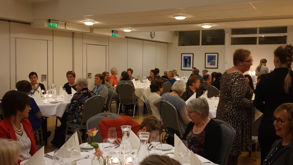 Festmiddagen. Festmiddagen.