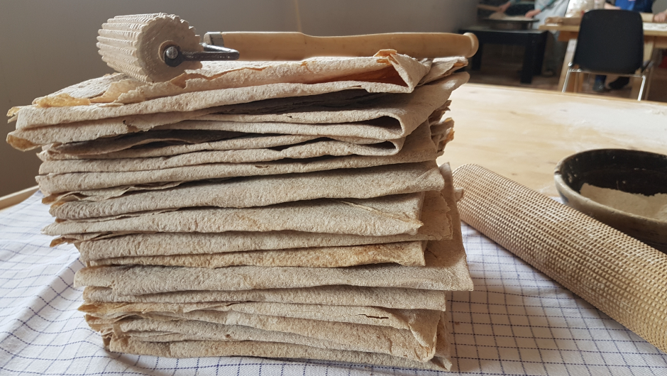 Ferdig steikte flatbrød foto: Aud-Marit Netteland Ferdig steikte flatbrød foto: Aud-Marit Netteland