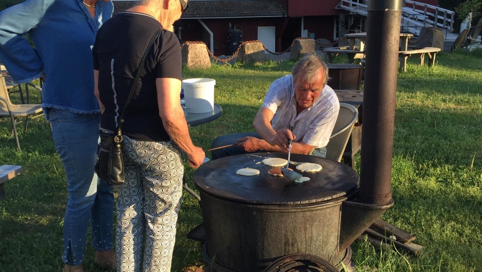Skjeggerød steker sveler