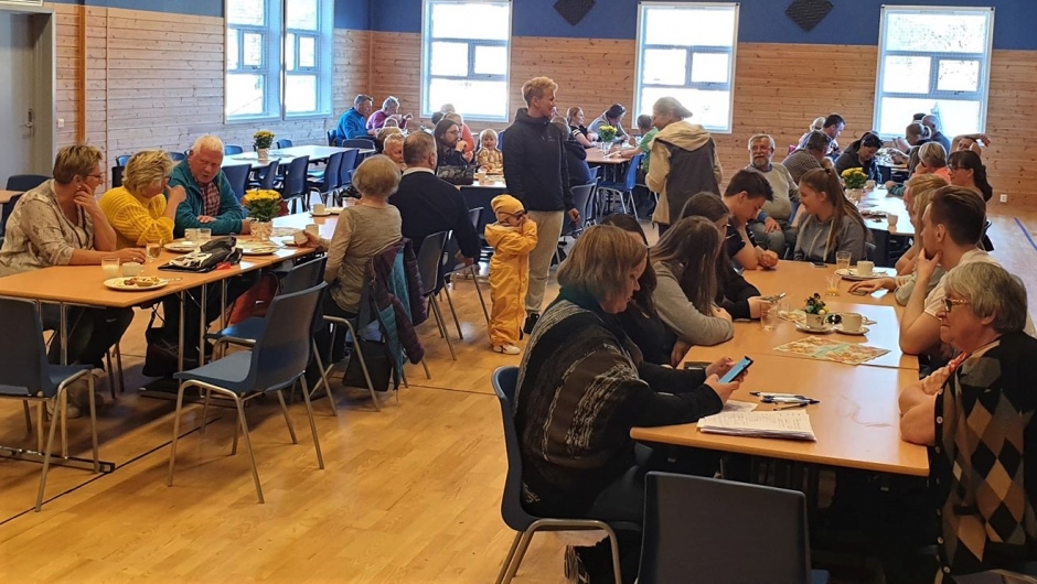 Nesten full sal! Foto: Anita Hollingsæter Nesten full sal! Foto: Anita Hollingsæter