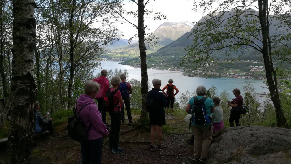 Liten pause før retur til lavvoen. Liten pause før retur til lavvoen.