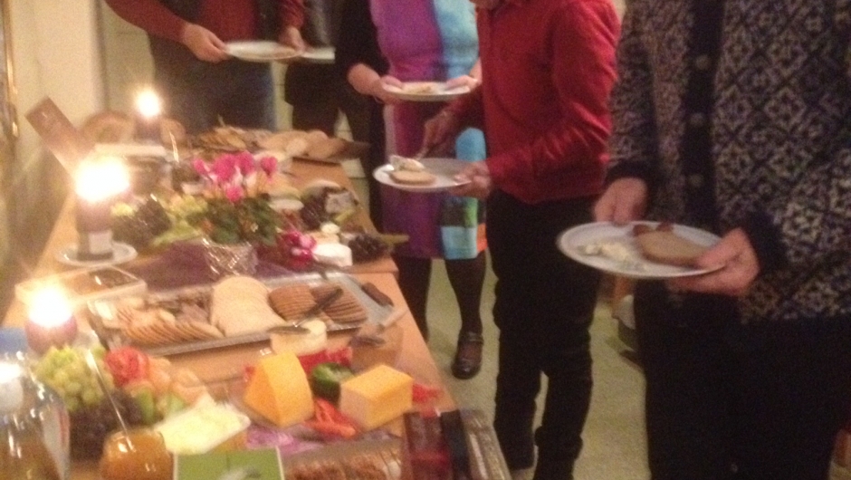 Våre ektefeller forsynte seg også.