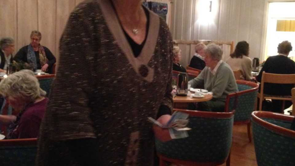 Aase hold orden på loddsalget