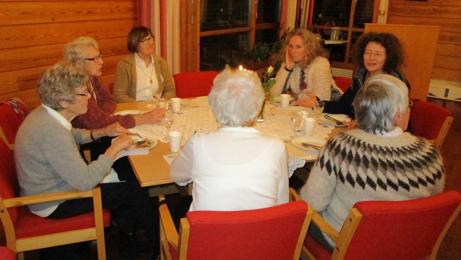 God mat og livlig prat.