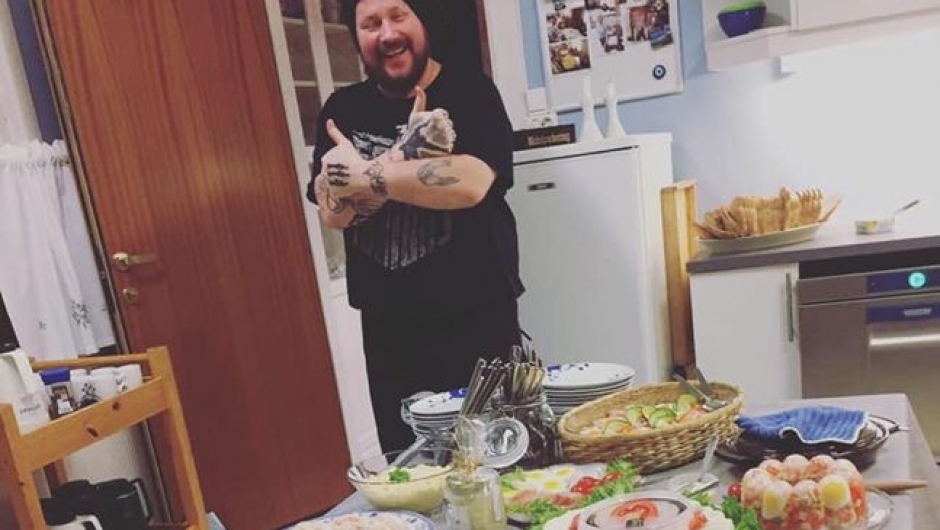 Børre var kjøkkenhjelp Børre var kjøkkenhjelp