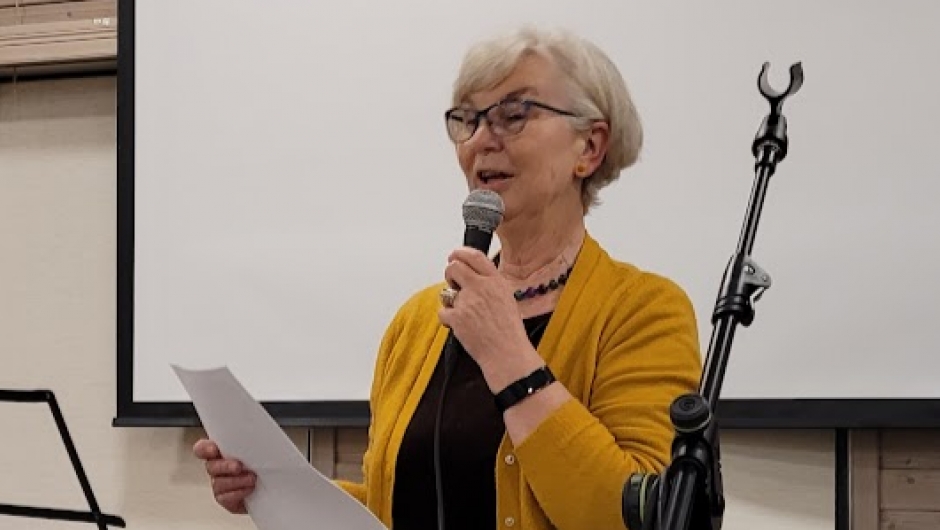 Nestleder Britt Sønsterud ønsker velkommen