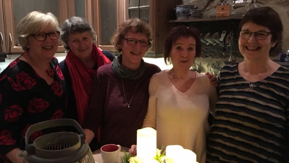 Trivelege arr.damer frå "Skuggesida"