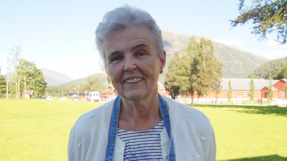 Kosa seg Bjørg Vie er medlem i Førde Bygdekvinnelag.