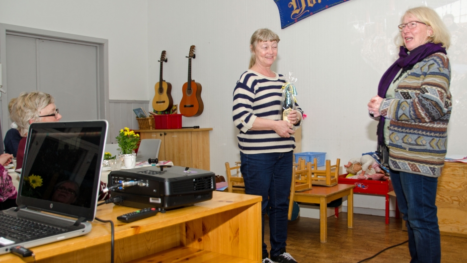 Marit Samland takker Unni Ottesen for "reisen til Armenia" Marit Samland takker Unni Ottesen for "reisen til Armenia"