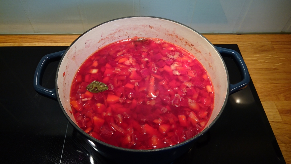 Ferdig kokt suppe. Ferdig kokt suppe