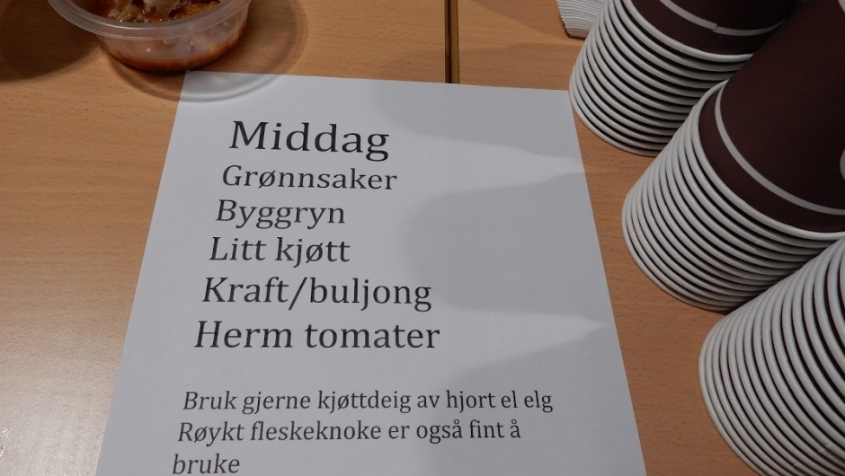 Suppe med byggkorn - nydeleg ! Suppe med byggkorn - nydeleg !