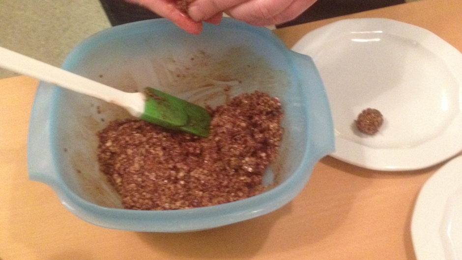 Det lages sjokoladeboller.