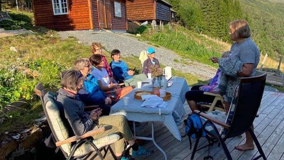 Hilde Lussand Selheim varta opp med masse god mat.