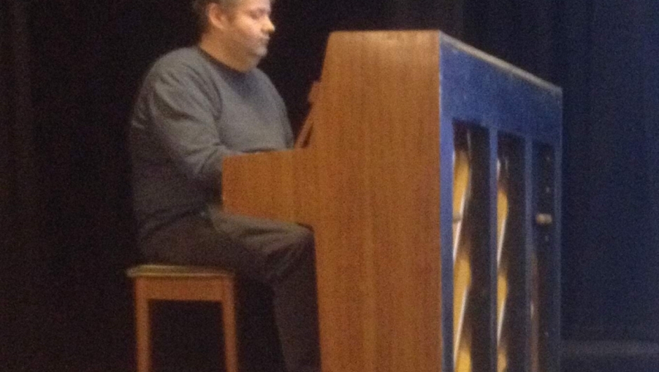 Pianospiller Sande Larsen