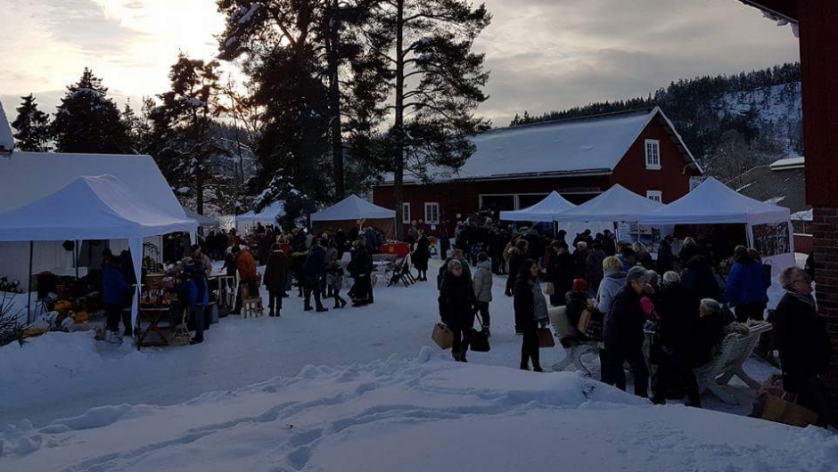 Vi har marked i november annenhvert år.