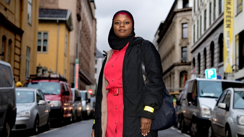 Misjon i livet: Kjærligheten til sønnen motiverte Faridah Shakoor Nabaggala til å starte Abloom, en organisasjon som bidrar til at barn og unge med nedsatt funksjonsevne blir sett og hørt. Foto: Abloom.