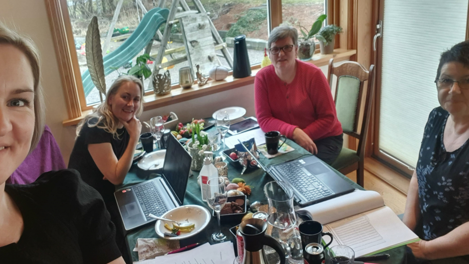 Tonje Nærland Kloster, Hilde Gunn Ødegård Aksnes, Liv Borghild Kraggerud og Aslaug Rystad deltok på det digitale årsmøtet til Rogaland Bygdekvinnelag.