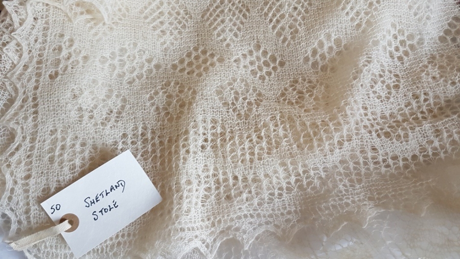 Tradisjonelt håndarbeid fra Shetland i Skottland. Tradisjonelt håndarbeid fra Shetland i Skottland.