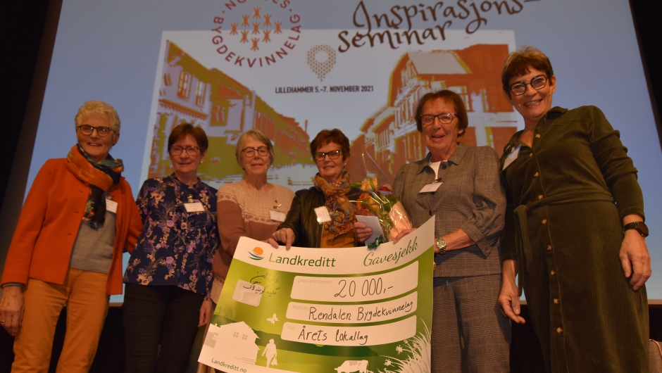 Årets lokallag 2020 er Rendalen Bygdekvinnelag 2020. Foto: Helle Cecilie Berger. Årets lokallag 2020 er Rendalen Bygdekvinnelag 2020. Foto: Helle Cecilie Berger.
