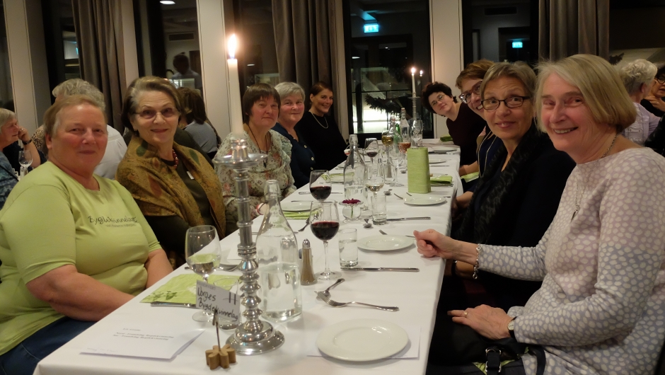 Første dag på organisasjonskurs ble avsluttet med middag. Foto: Cesilie Aurbakken.