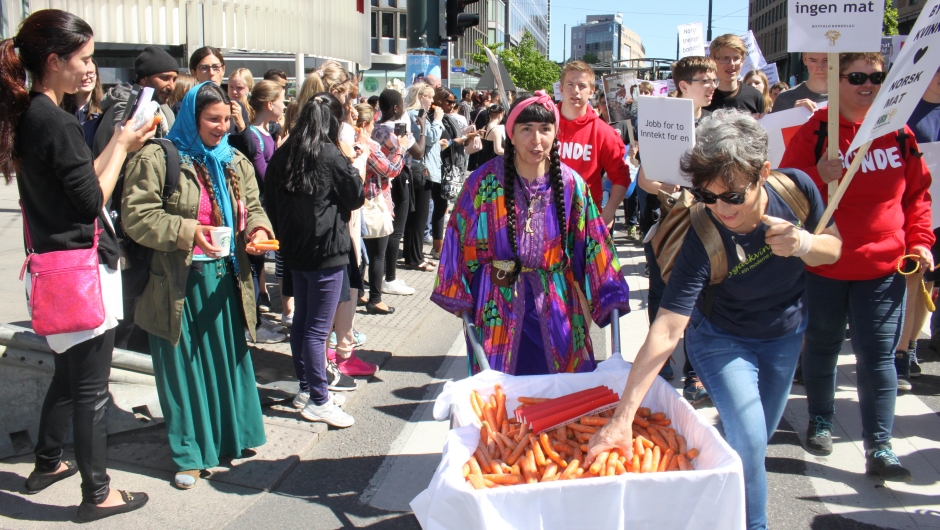 Sosan Asghari Mollestad og Jorunn Henriksen, Akershus og Frogn Bygdekvinnelag.