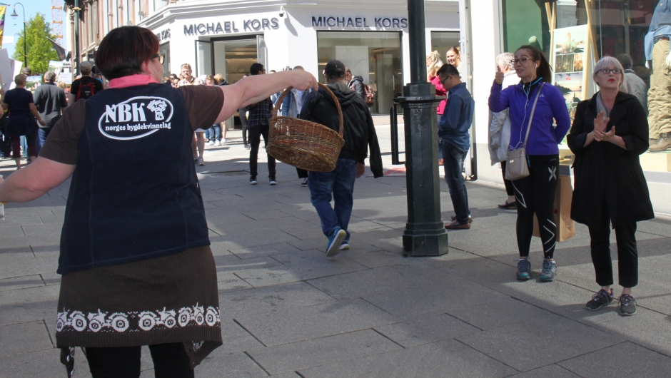 Tommelen opp fra tilskuere. Gøy!