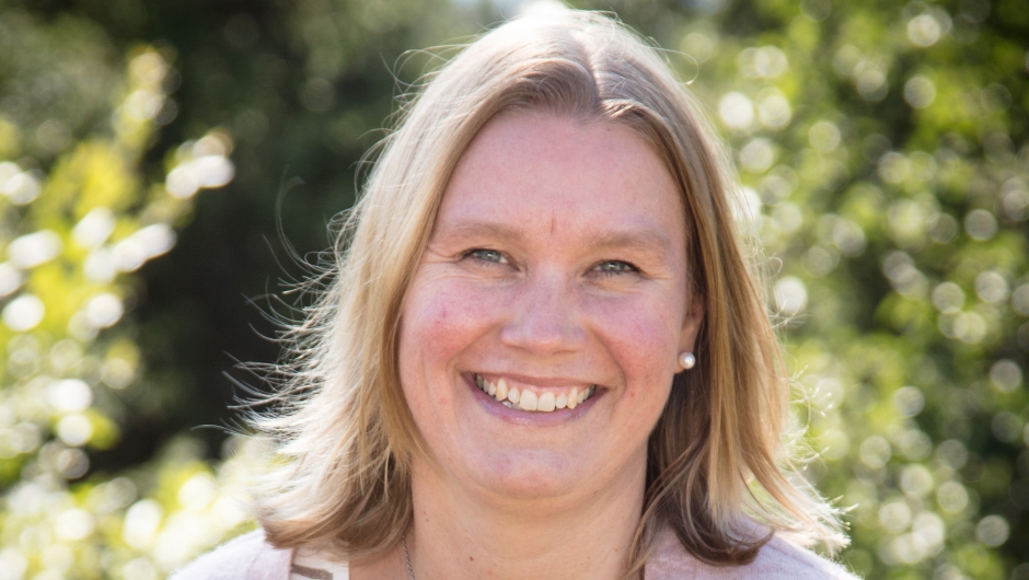 Marit Green Tymczuk, styremedlem i Norges Bygdekvinnelag - Min manns besteforeldre kom til Norge etter 2. verdenskrig og til Nykirke i Horten kommune i Vestfold. Nå huser vi to flyktninger fra Ukraina som følge av krigen. Andre familiemedlemmer har inntil videre valg å ikke flykte fra landet.