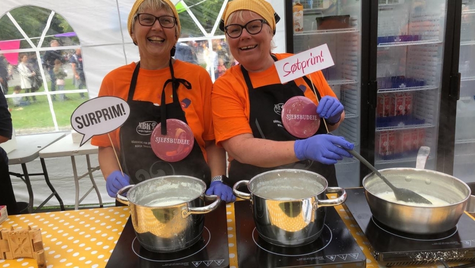Alle som ønsker det, kan støtte bygdekvinnelagets arbeid ved å bli støttemedlem. Bilde fra Verdens kuleste dag 2019, foto Helle Cecilie Berger.