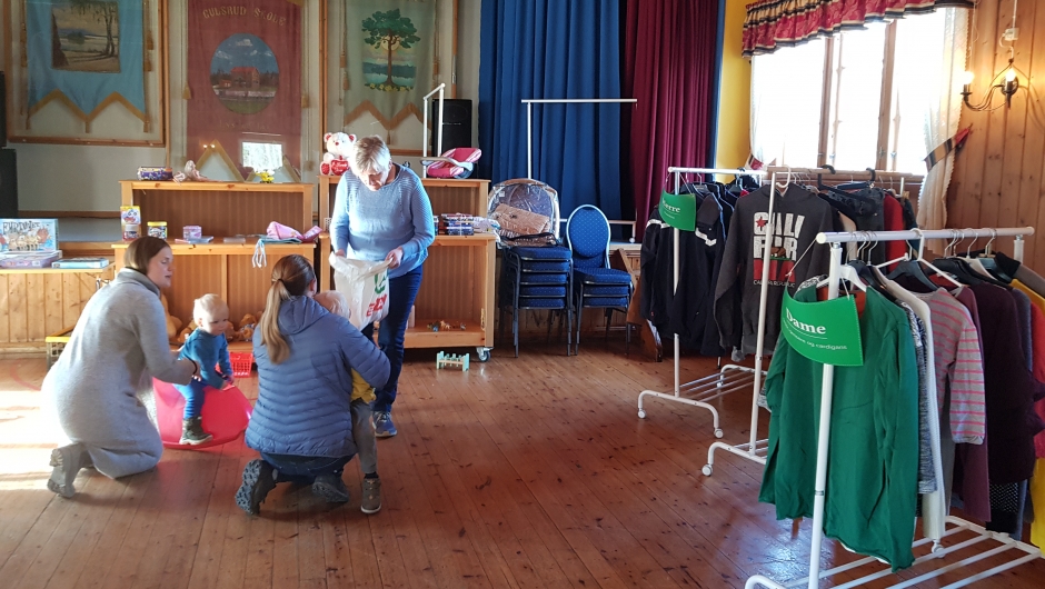 Store og små deltok - Foto: Tonje Rundbråten