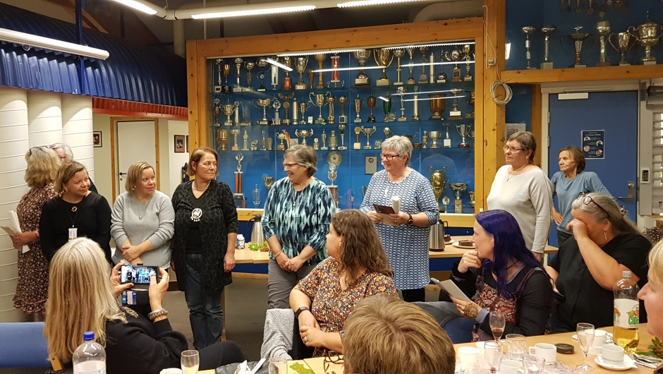 Tana BKL fikk gaver av NBK Tana BKL fikk gaver av NBK