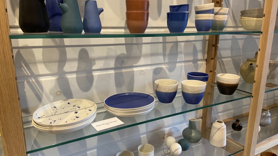 Mykje fin keramikk. Foto: Bjørg Håland
