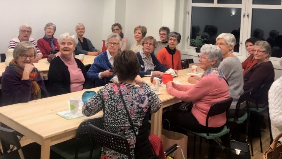 Engasjerte bygdekvinner Engasjerte damer