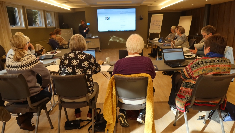 Nettsidegruppa Korleis lage ei nettside til laget vårt?