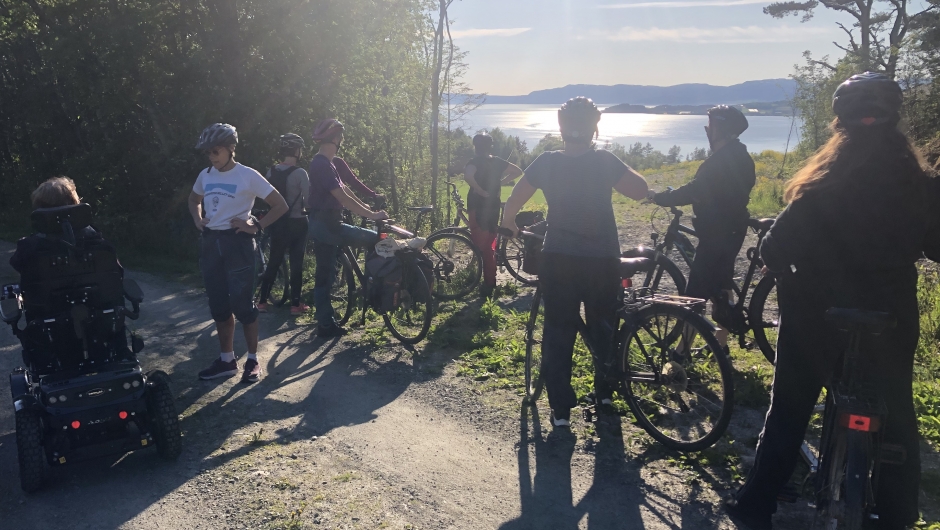 Sykkeltur på glemte stier i bygda