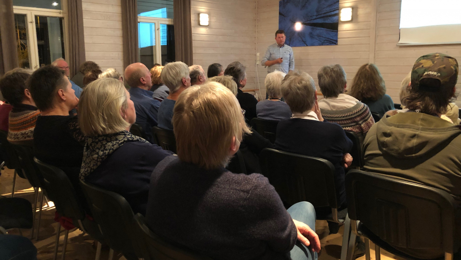 Foredragsholder Per Olav Krekling, bilder fra foredraget, tatt av Solveig Kongsrud Bilder fra foredraget, tatt av Solveig Kongsrud