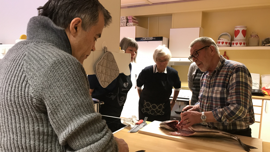 Vi lærer å filetere Vi lærer å filetere