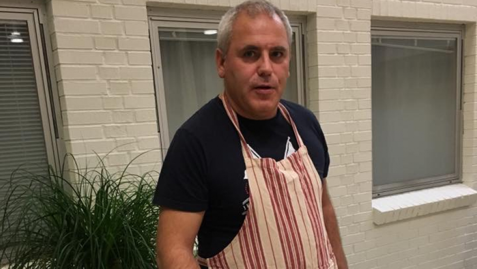 Kurt passer takka. Kurt passer takka.