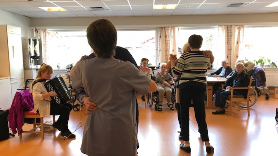 Kjekt med ein dans ! Kjekt med ein dans !