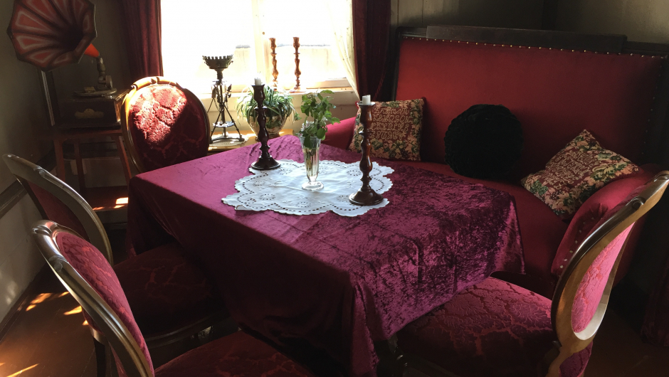 Det røde rommet på Simenstad