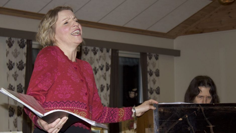 Underholdning med innlevelse - May-Britt Forsberg Hovdenak